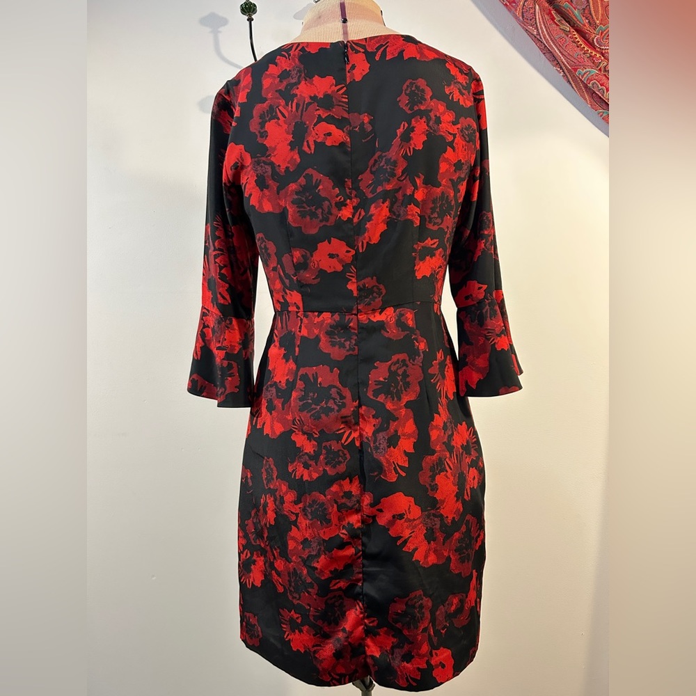 Cynthia Steffe Floral Ruffle Sleeve Sheath Dress Red Black Size 2 - Picture 10 of 14